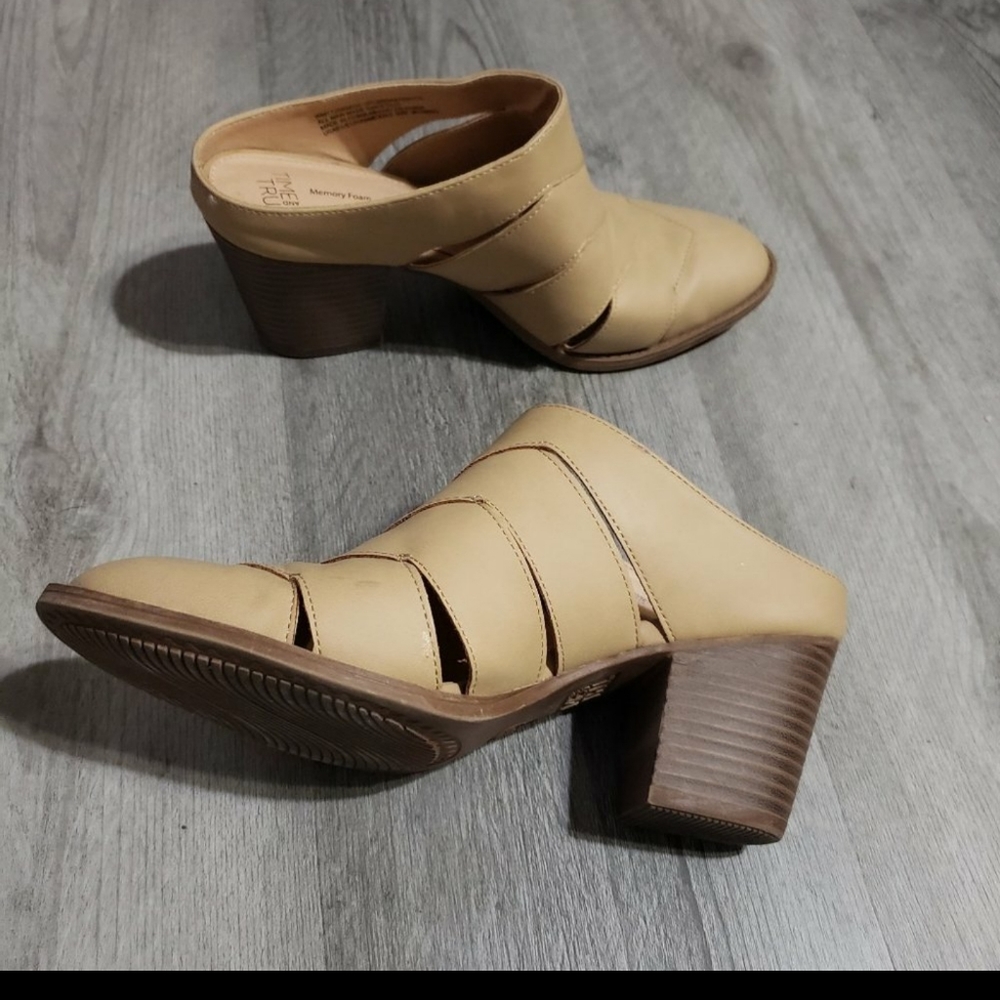 Time And Tru Memory Foam Tan Mules - image 3